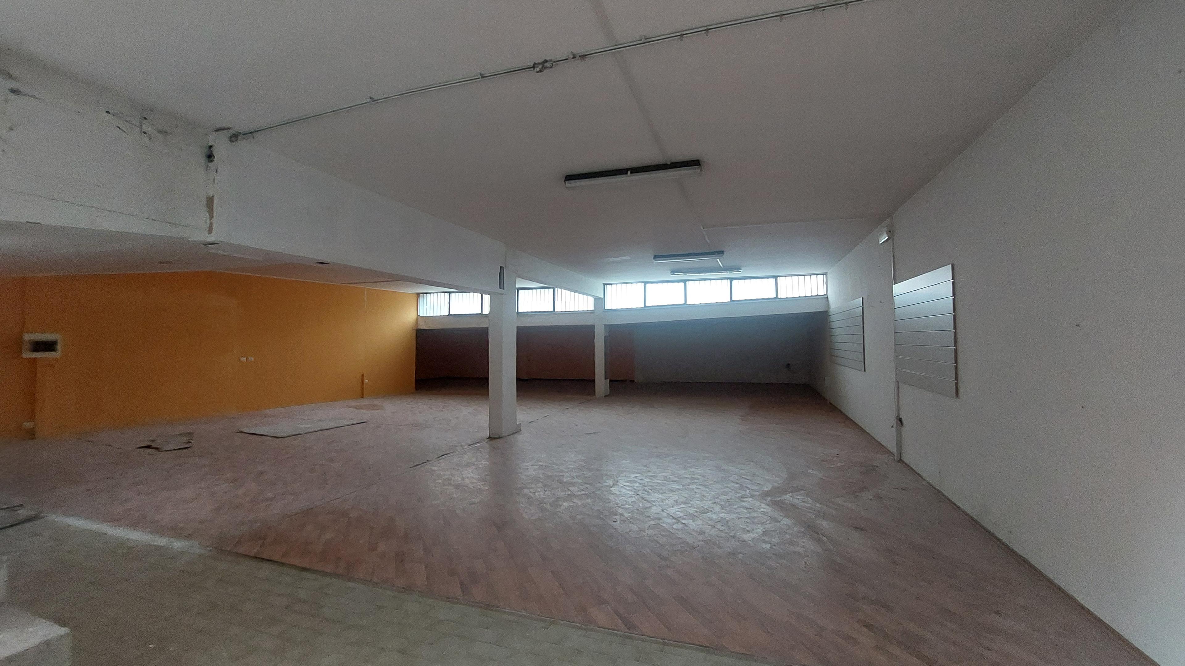 immobile magazzino all'asta in Quartiere Borgo Rivo, Via del Rivo, 287 - 05100 Terni (TR) - 3