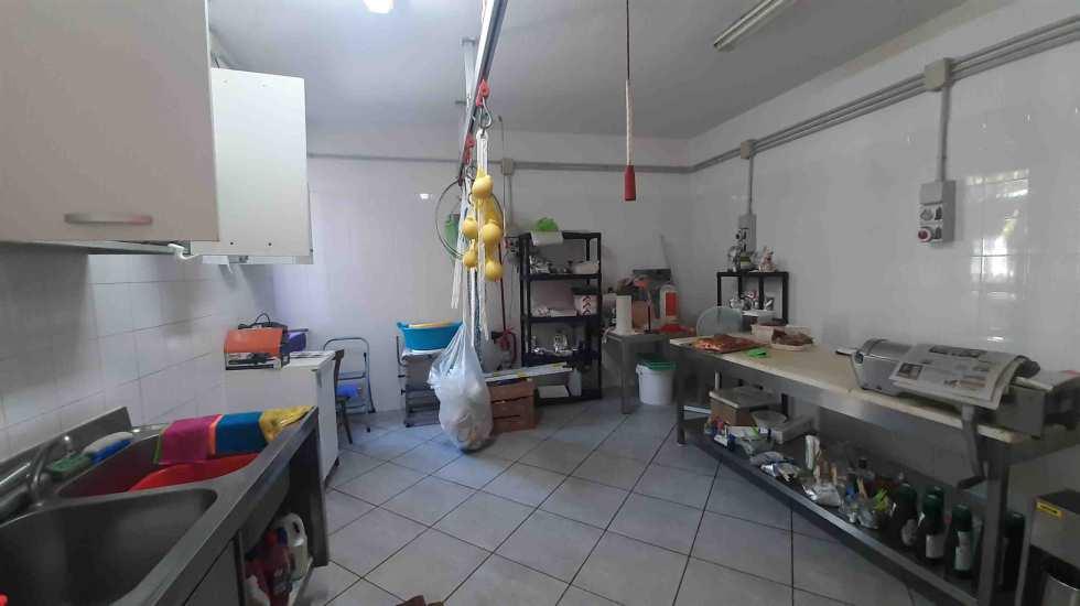 immobile appartamento all'asta in Piazza I Maggio - (NU) - 5
