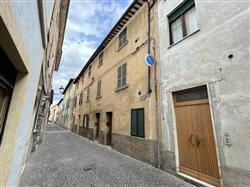 immobile appartamento all'asta in Via Atanagi 28 - 61043 Cagli (PU) - 1