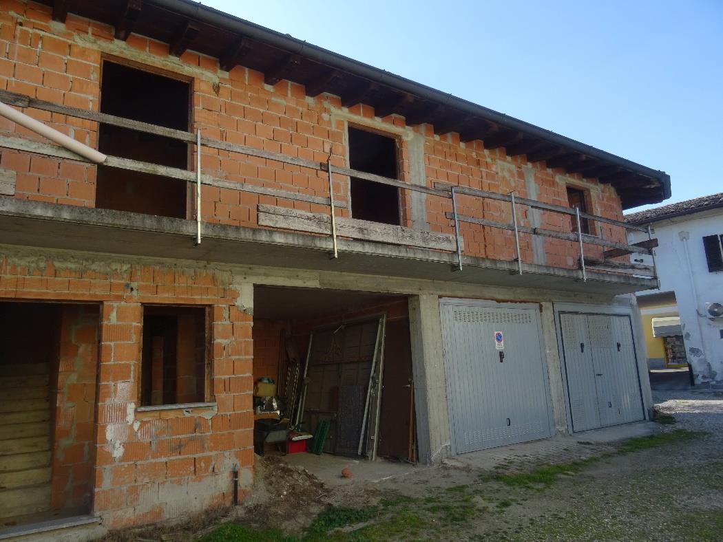 immobile appartamento all'asta in Via G Garibaldi snc - 27013 Chignolo Po (PV) - 3