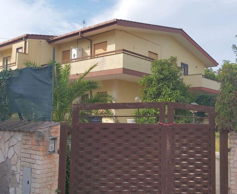 immobile villa all'asta in Via del Monumento, 180, 00042 Anzio RM, Italia Anzio, Roma - 1