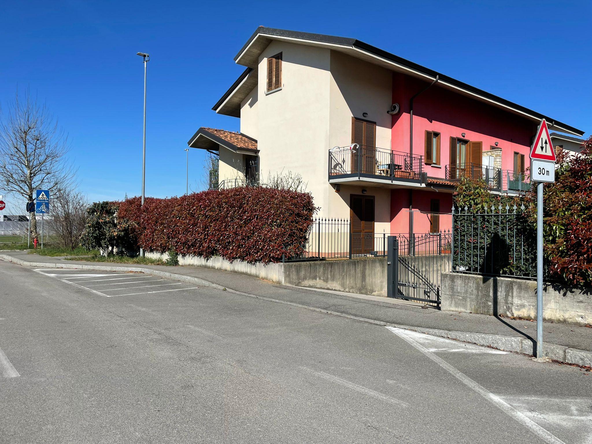 immobile attivita commerciale all'asta in Via S Zeno, 24040 Comun Nuovo BG, Italia Comun Nuovo, Bergamo - 4