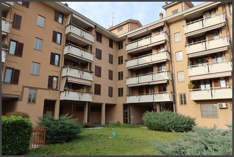 immobile appartamento all'asta in Viale delle Rimembranze n 28 - 20834 Nova Milanese (MB) - 2