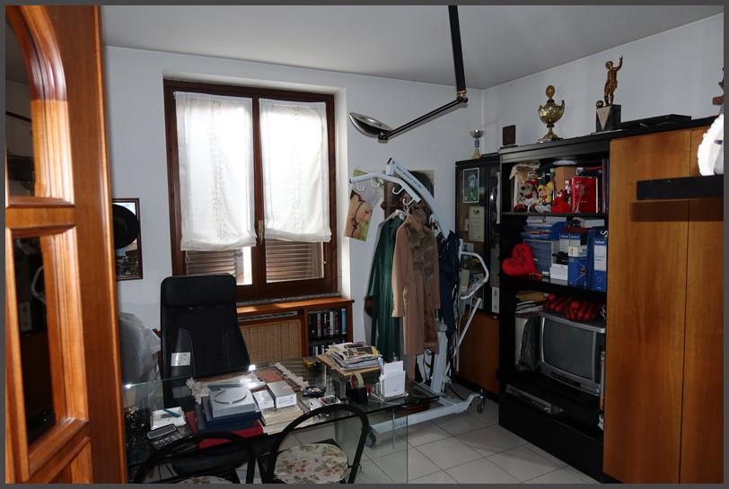 immobile appartamento all'asta in Viale delle Rimembranze n 28 - 20834 Nova Milanese (MB) - 5