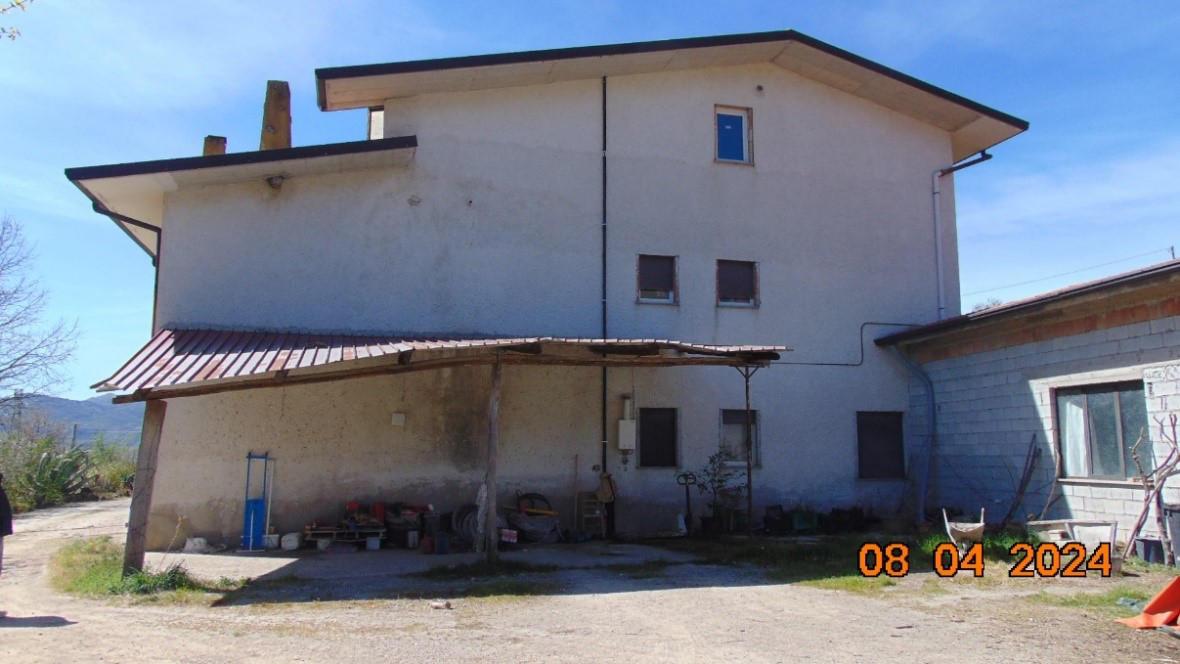 immobile villa all'asta in Contrada Campo di Rato, 27 - 85050 Satriano di Lucania (PZ) - 4