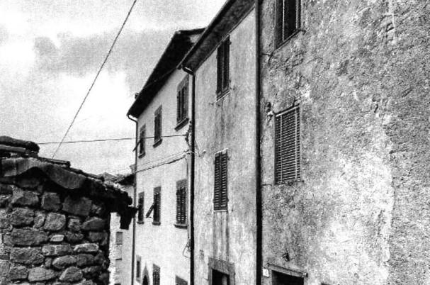 immobile appartamento all'asta in Via del Pozzo n12 - 55023 Borgo a Mozzano (LU) - 1