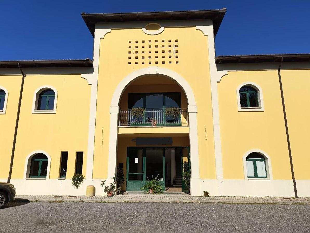 immobile attivita commerciale all'asta in contrada Mareroso - Caselle in Pittari (SA) - 1