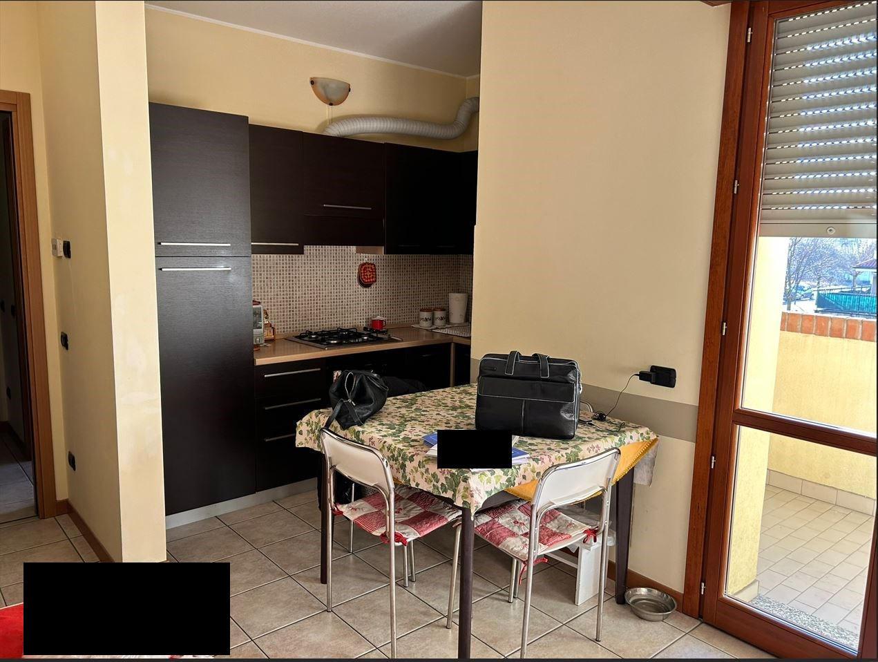 immobile appartamento all'asta in Piazza MONTALE 5 - 21055 Gorla Minore (VA) - 3