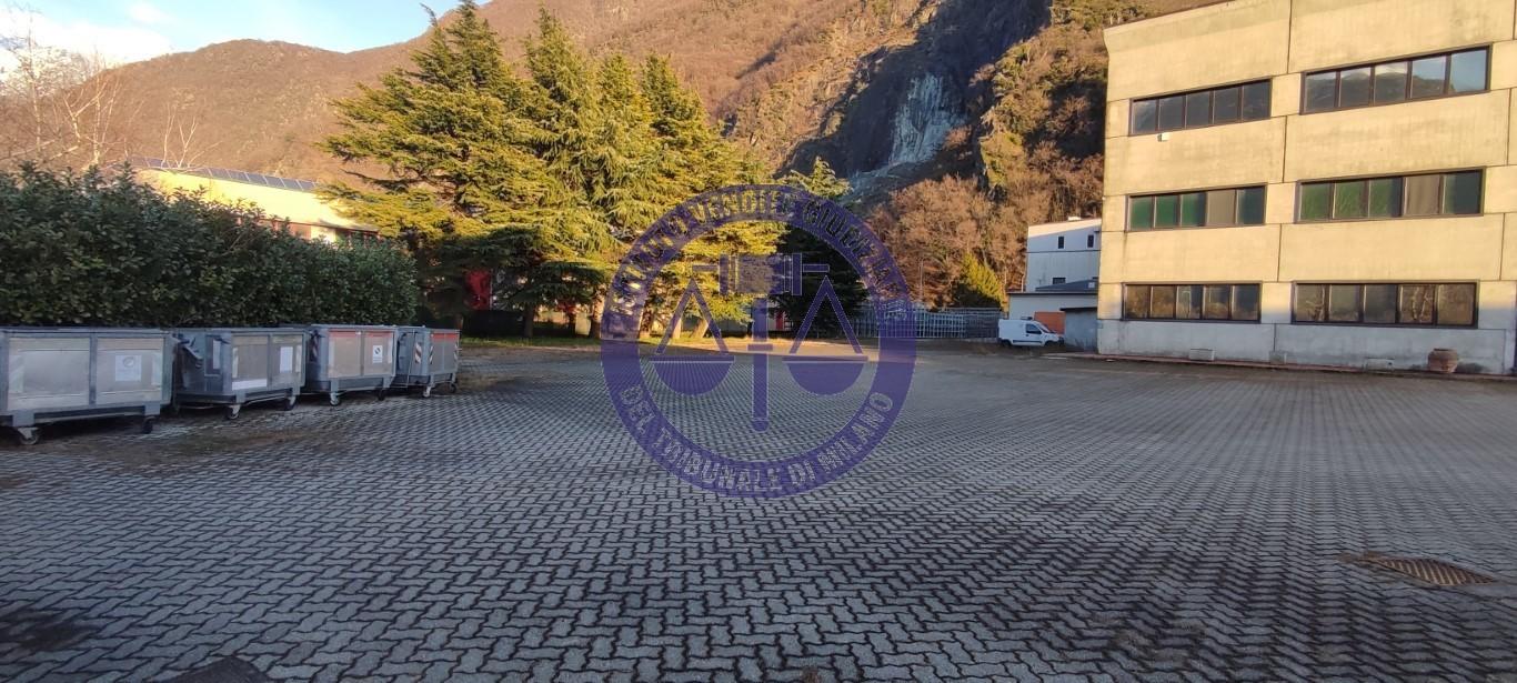 immobile attivita commerciale all'asta in Via Spluga, 110, 23015 Dubino SO, Italia Dubino, Sondrio - 2