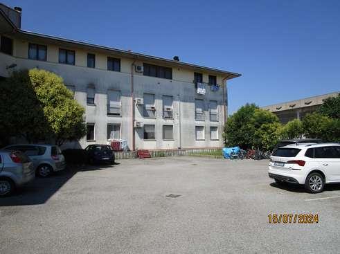 immobile appartamento all'asta in Via Medole, 46043 Castiglione delle Stiviere MN, Italia Castiglione Delle Stiviere, Mantova - 3