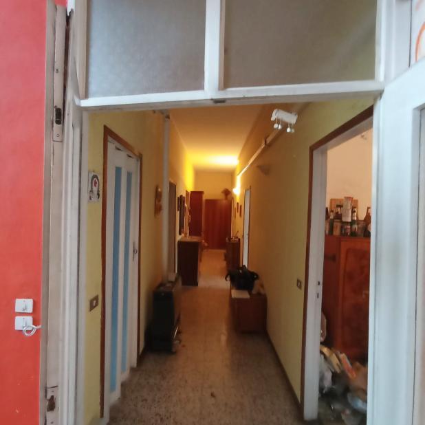immobile appartamento all'asta in Via Giuseppe Cappelletti, 4, 22066 Mariano Comense CO, Italia Mariano Comense, Como - 3
