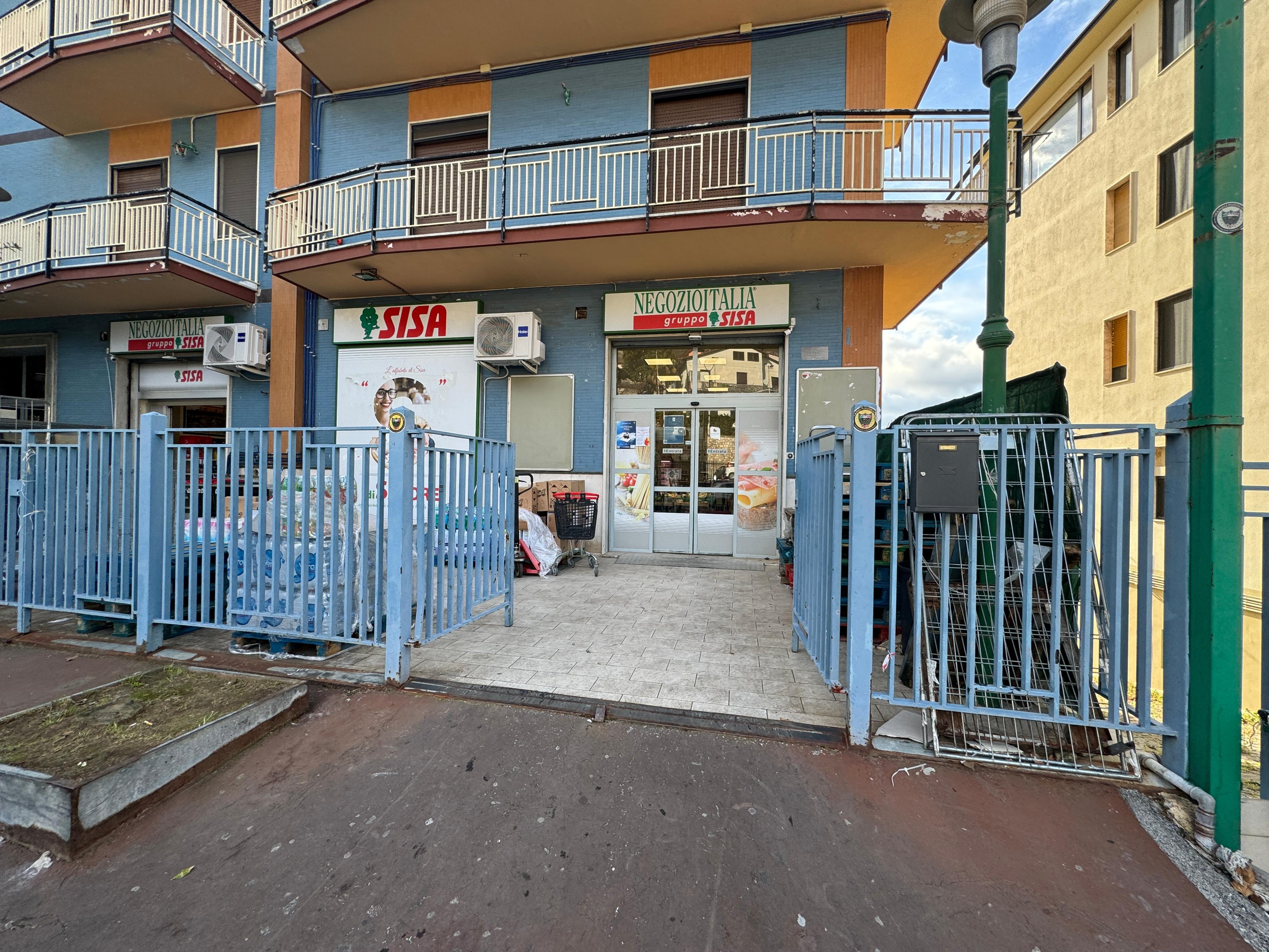 immobile negozio all'asta in Viale Bracanelli - 82038 Vitulano (BN) - 1