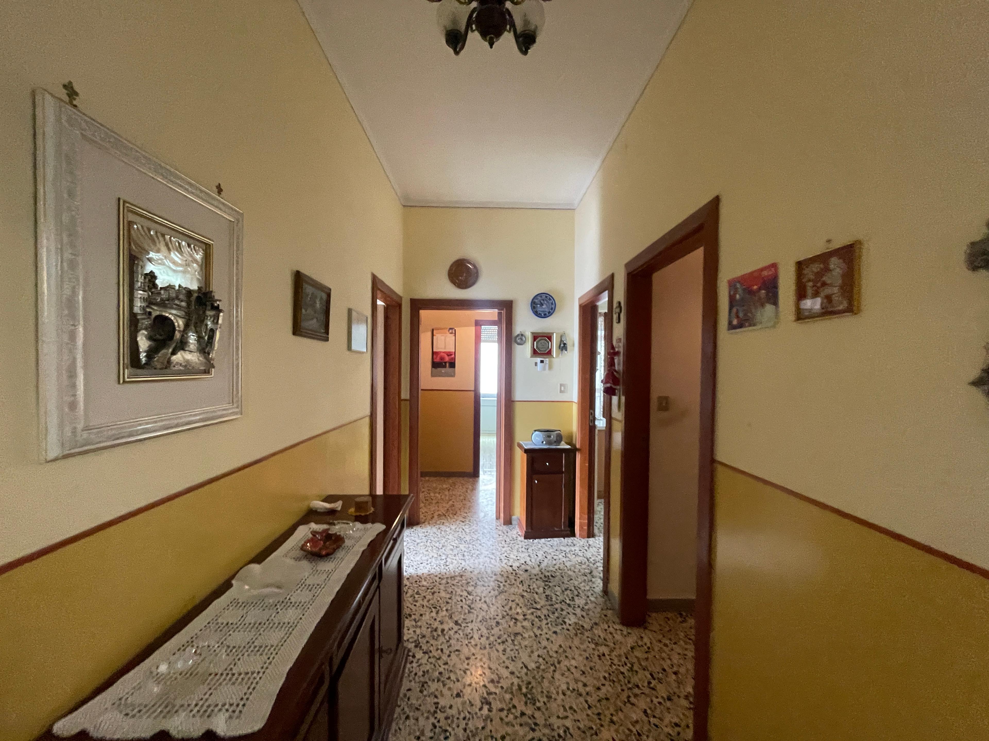 immobile appartamento all'asta in Viale Bracanelli - 82038 Vitulano (BN) - 3