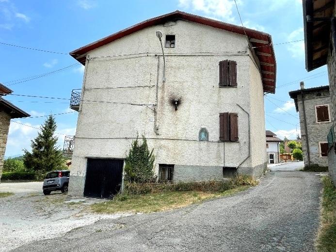 immobile appartamento all'asta in Via Triglia, 45 - 42030 Villa Minozzo (RE) - 1