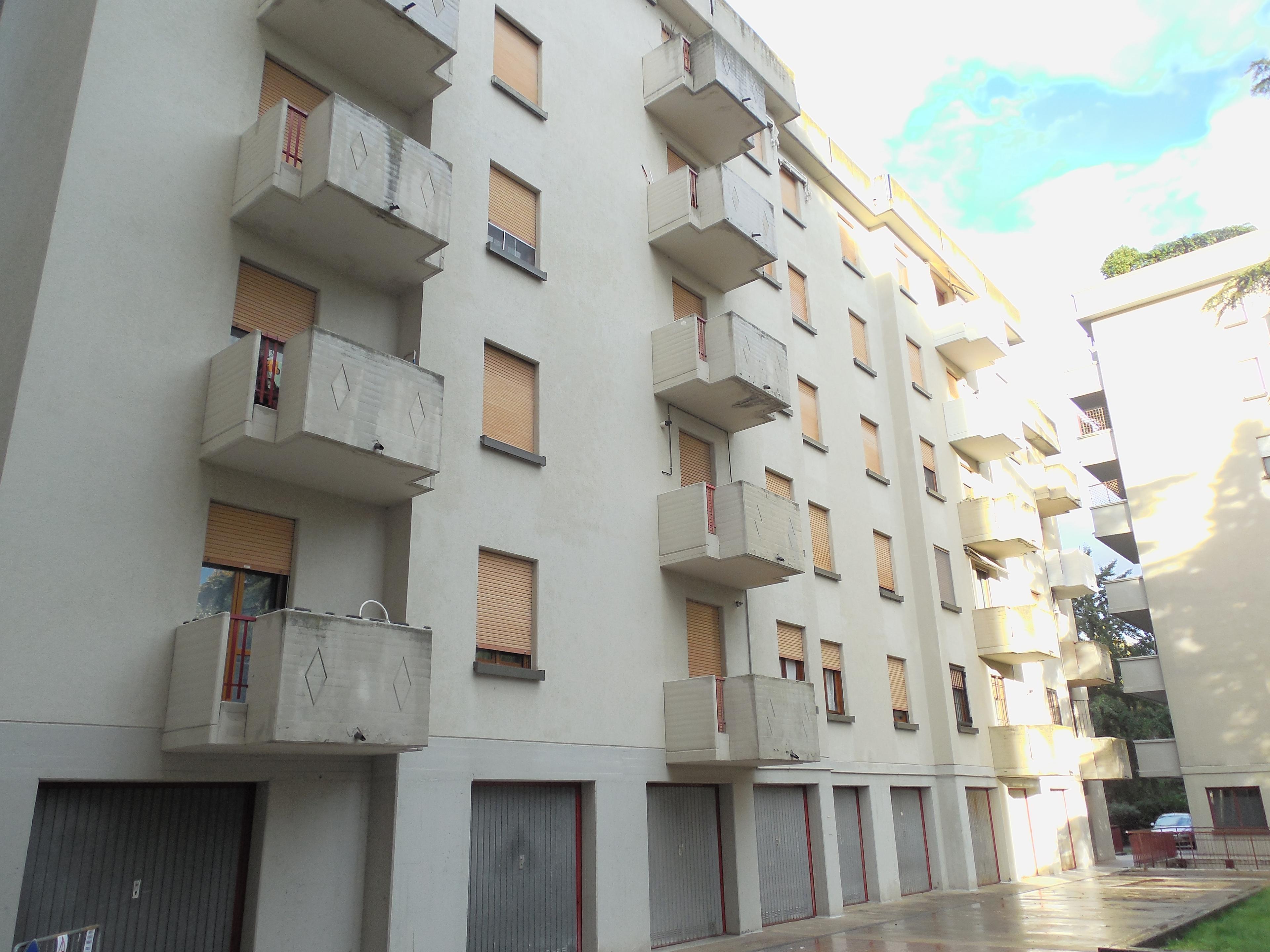 immobile appartamento all'asta in Via Adelina Patti, 3-5 - 42122 Reggio nell'Emilia (RE) - 3