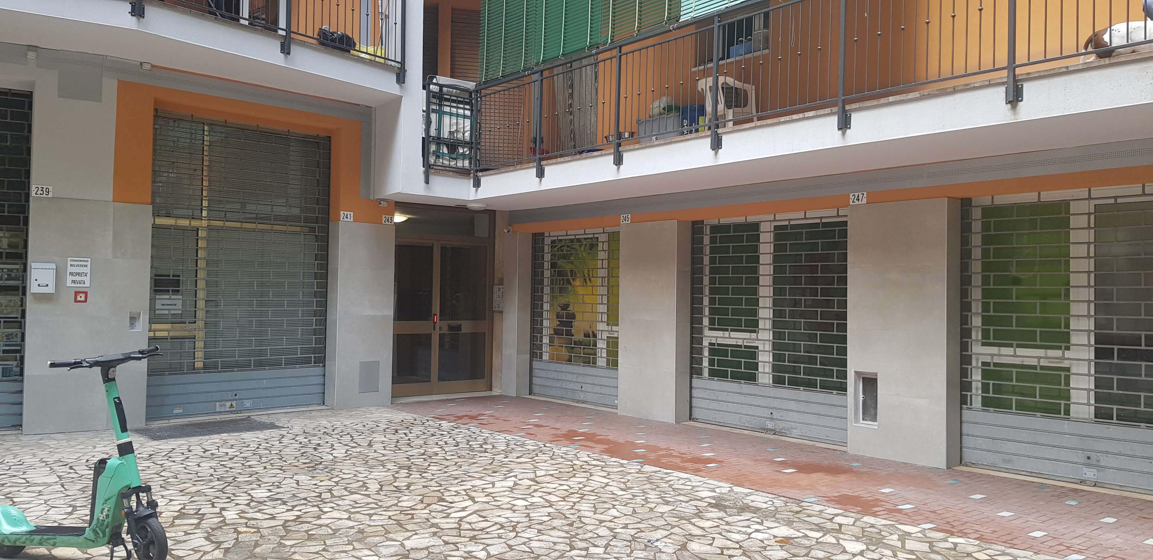 immobile appartamento all'asta in viale Antonio Gramsci n 243 - 41122 Modena (MO) - 3