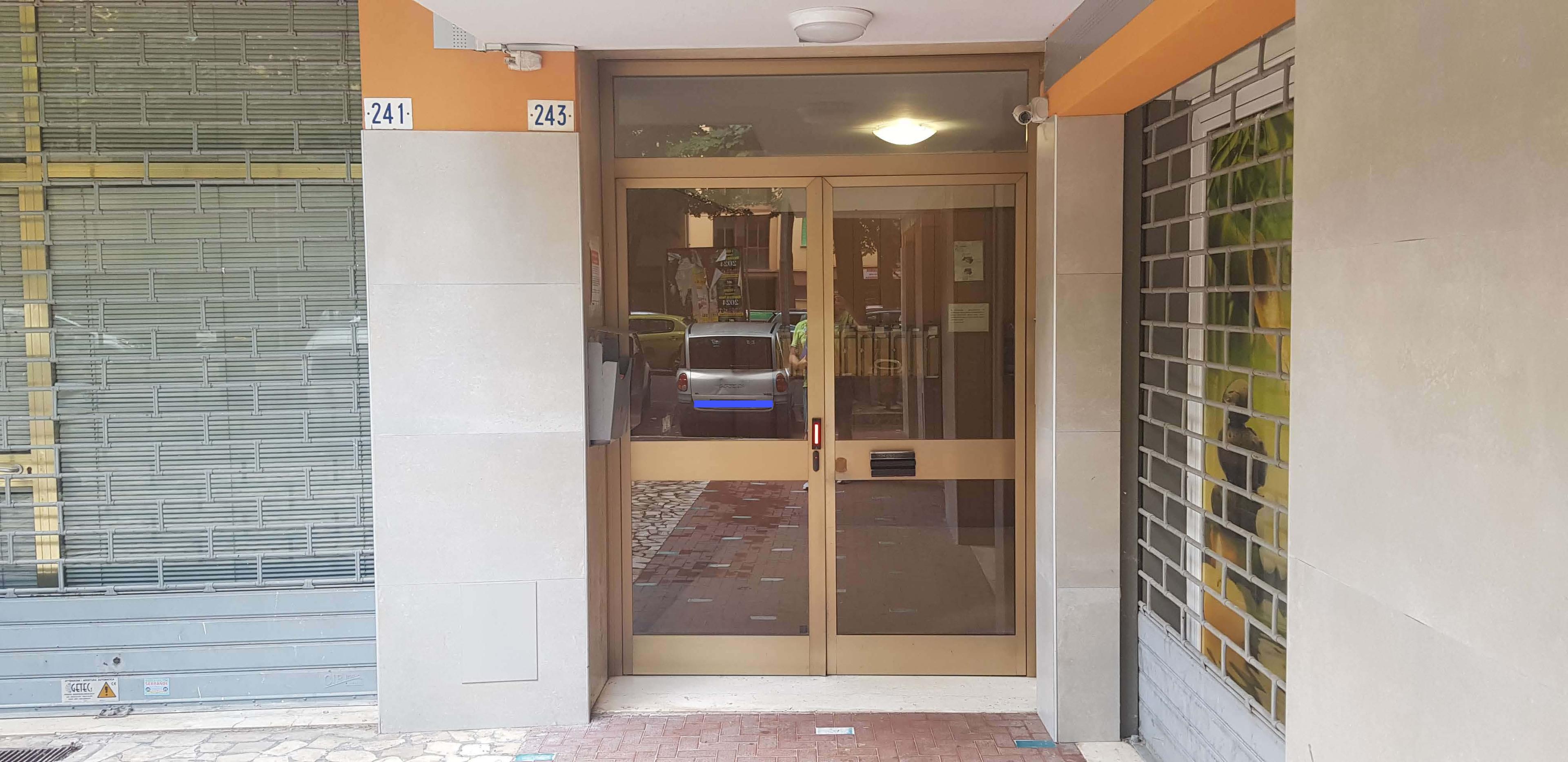 immobile appartamento all'asta in viale Antonio Gramsci n 243 - 41122 Modena (MO) - 4