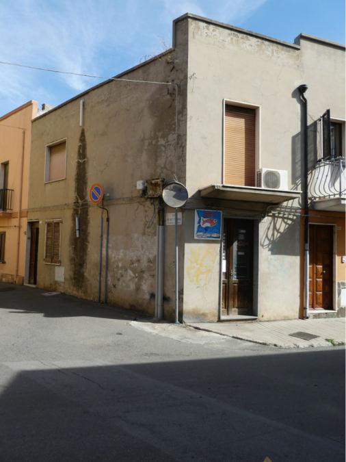 immobile magazzino all'asta in via Giuseppe Garibaldi n83 - 09017 Sant'Antioco Sant'Antioco, Sud Sardegna - 1