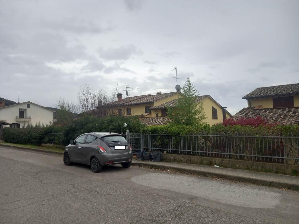 immobile villa all'asta in Via Agostino di Duccio, 24 - 05022 Amelia (TR) - 2