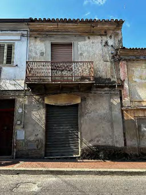 immobile negozio all'asta in tra via Giuseppe Garibaldi e via Degli Uffici con accesso dalla via Giuseppe Garibaldi - 89023 Laureana di Borrello (RC) - 4