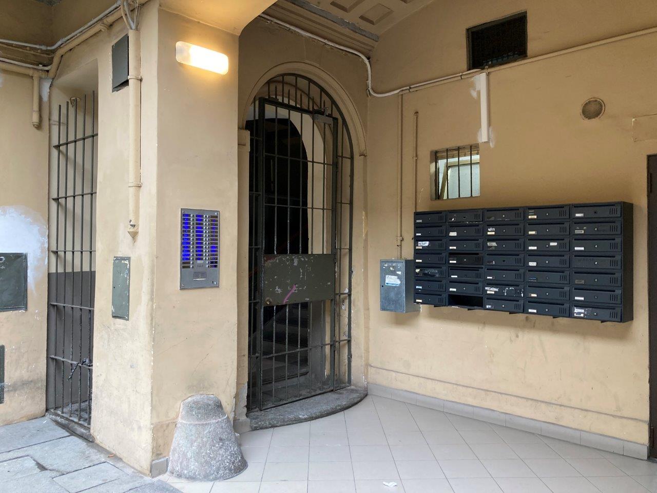 immobile appartamento all'asta in Corso Giulio Cesare 6 - Torino (TO) - 1