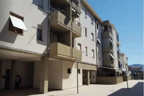 immobile appartamento all'asta in Via della Pace - Follonica (GR) - 1