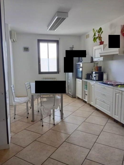 immobile ufficio all'asta in Viale Porta Adige, 5/C - 45100 Rovigo (RO) - 1