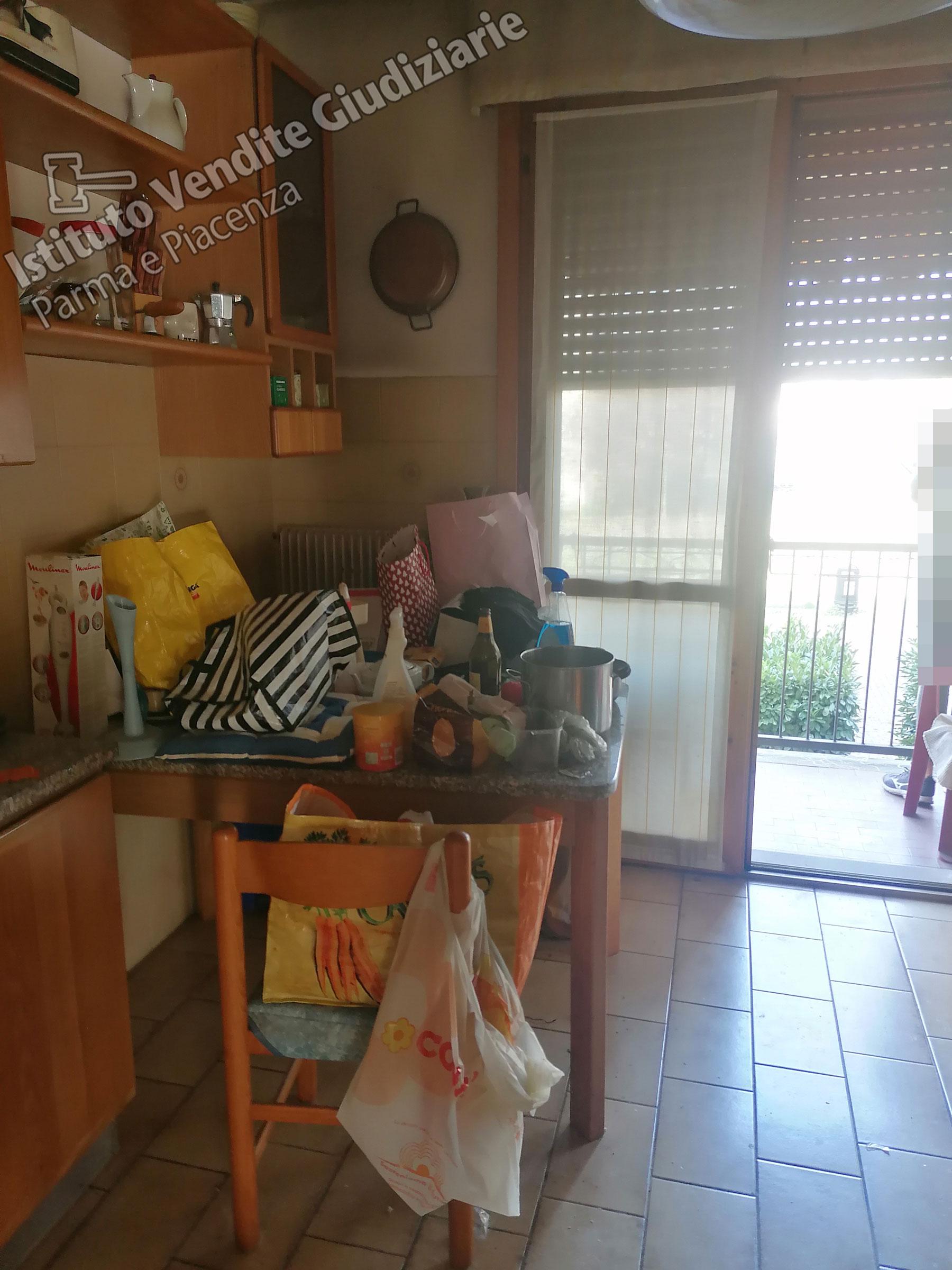 immobile appartamento all'asta in Piazza A Novella, 7 e via O Lizzadri, 9 e 11 - 43126 Parma (PR) - 3