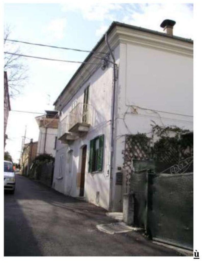 immobile appartamento all'asta in Via Pacchiarotti, 8, 65027 Scafa PE, Italia Scafa, Pescara - 3