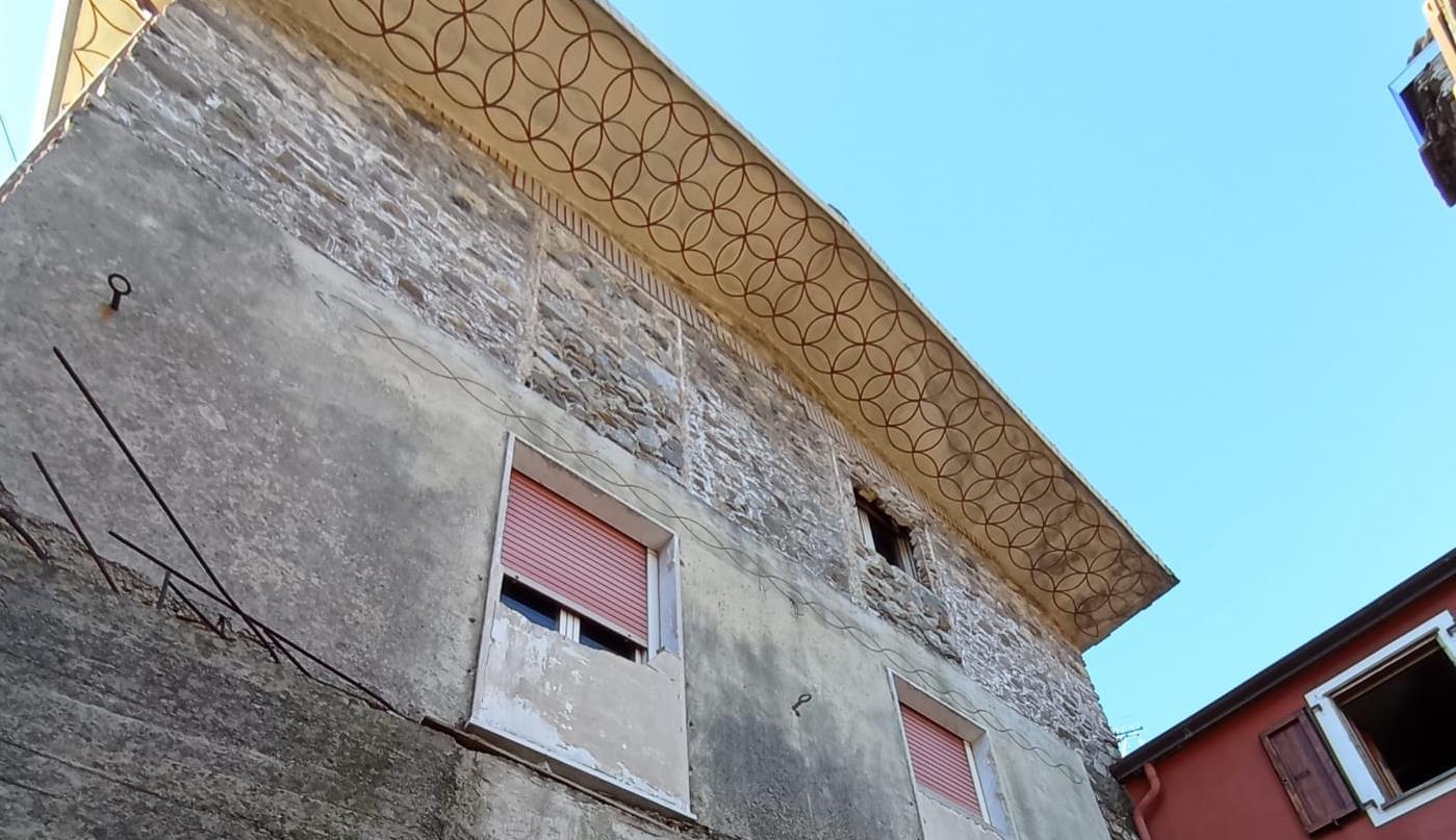 immobile appartamento all'asta in Frazione Falcinello, via Castello 45 - 19038 Sarzana (SP) - 4