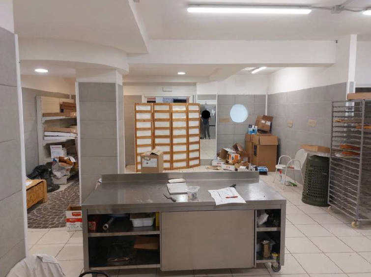 immobile negozio all'asta in Viale Del Crocefisso, 31, 06059 Todi PG, Italia Todi, Perugia - 2