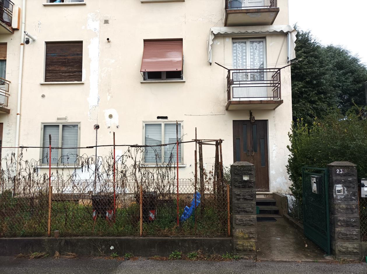 immobile appartamento all'asta in Via Via Vittore Carpaccio 23 - 36015 Schio (VI) - 3