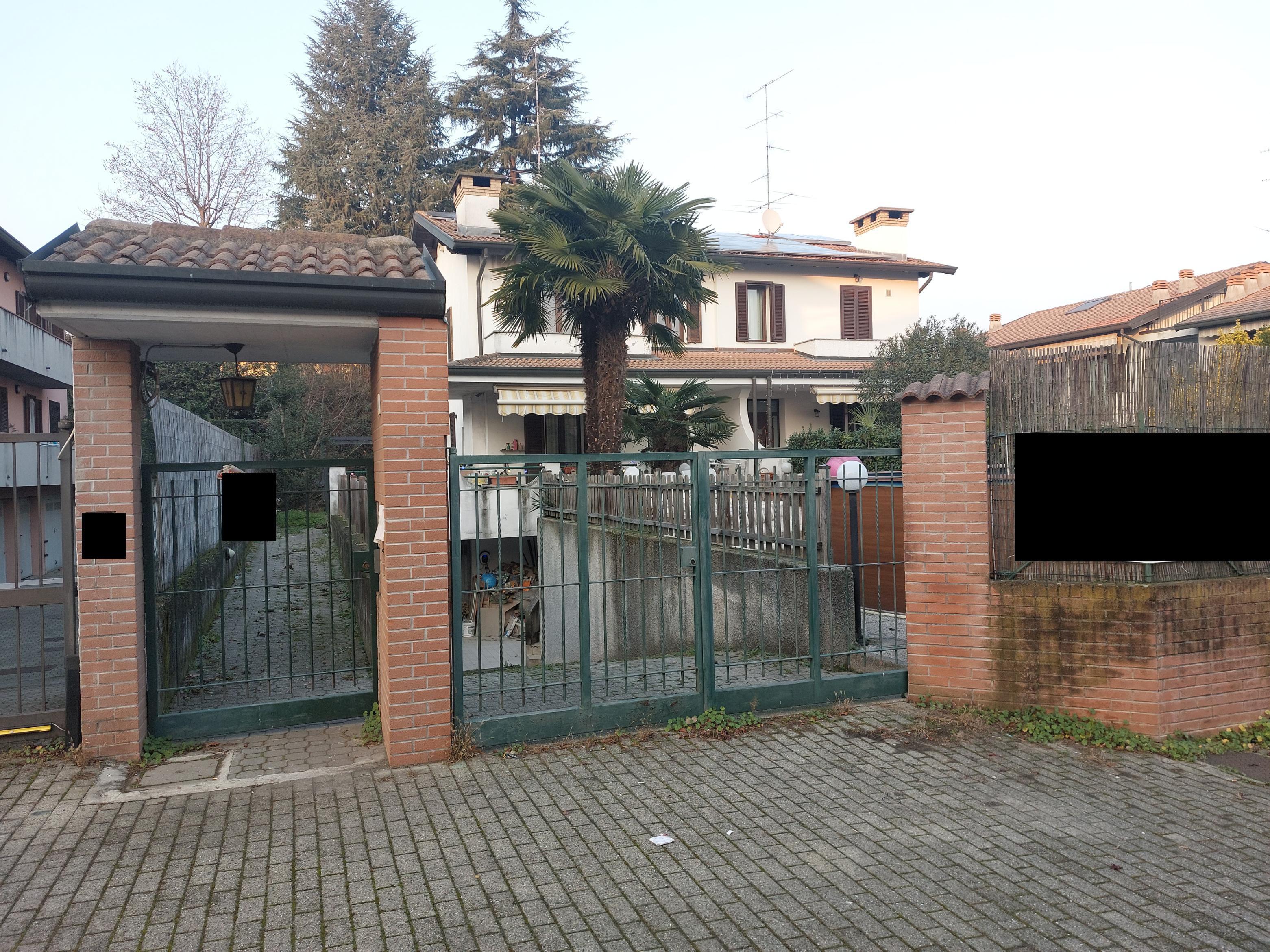 immobile appartamento all'asta in Via Innocenzo Guaita 25 - 22070 Vertemate con Minoprio (CO) - 2