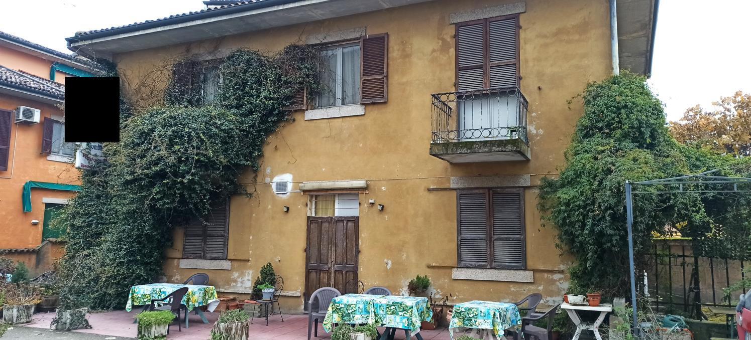 immobile appartamento all'asta in Via XX SETTEMBRE / PIAZZA REPUBBLICA 42 - 27034 Lomello (PV) - 3