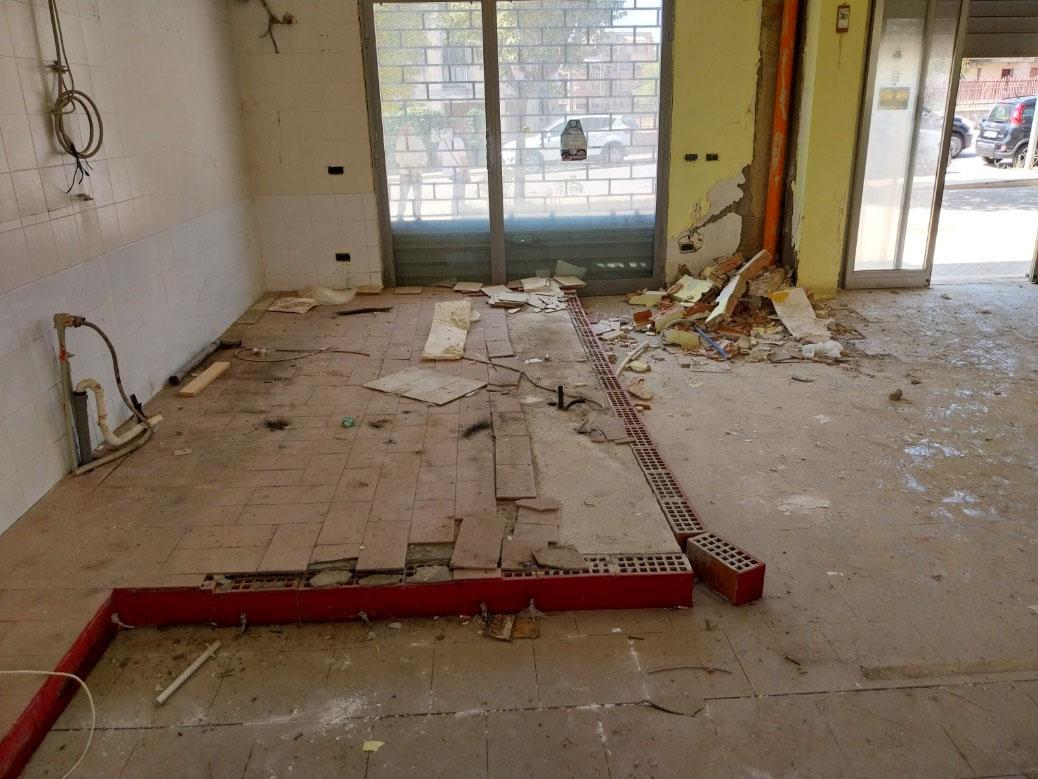 immobile negozio all'asta in Via Tenente Cataldo, 12, 12a, 12b, 95041 Caltagirone CT, Italia Caltagirone, Catania - 5