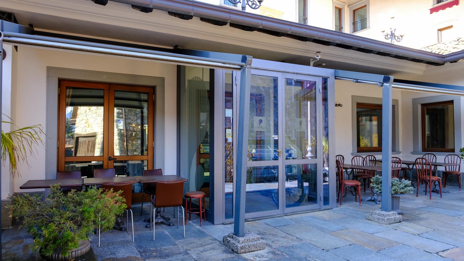 immobile hotel - albergo all'asta in Via Roma, 9, 25042 Borno BS, Italia Borno, Brescia - 2