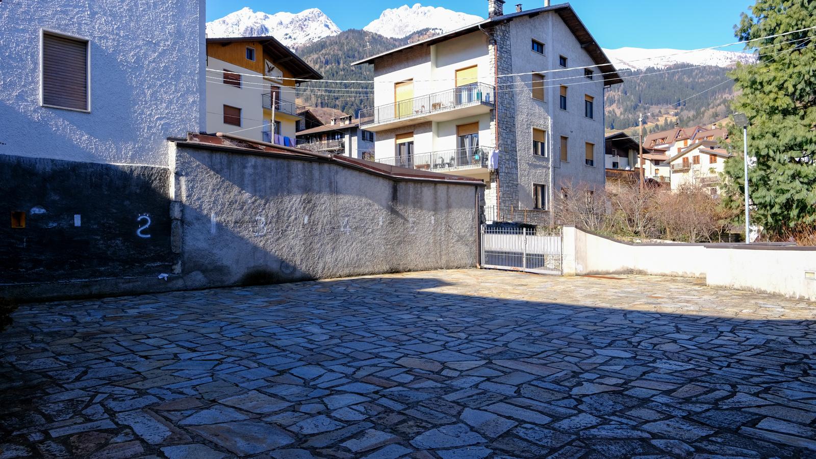 immobile hotel - albergo all'asta in Via Roma, 9, 25042 Borno BS, Italia Borno, Brescia - 5