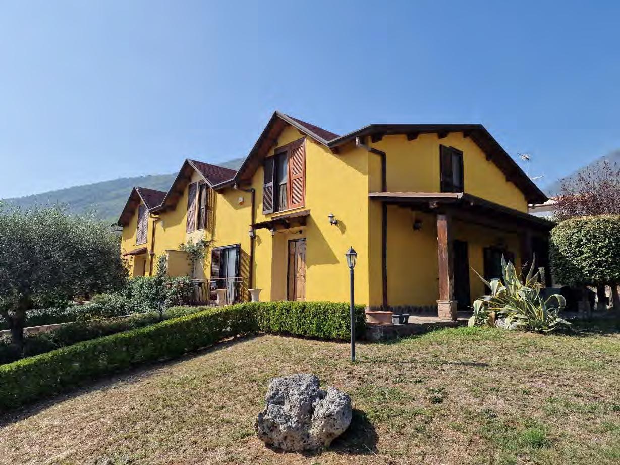 immobile villa all'asta in Via Cappelluccia snc - 04100 Cassino (FR) - 5