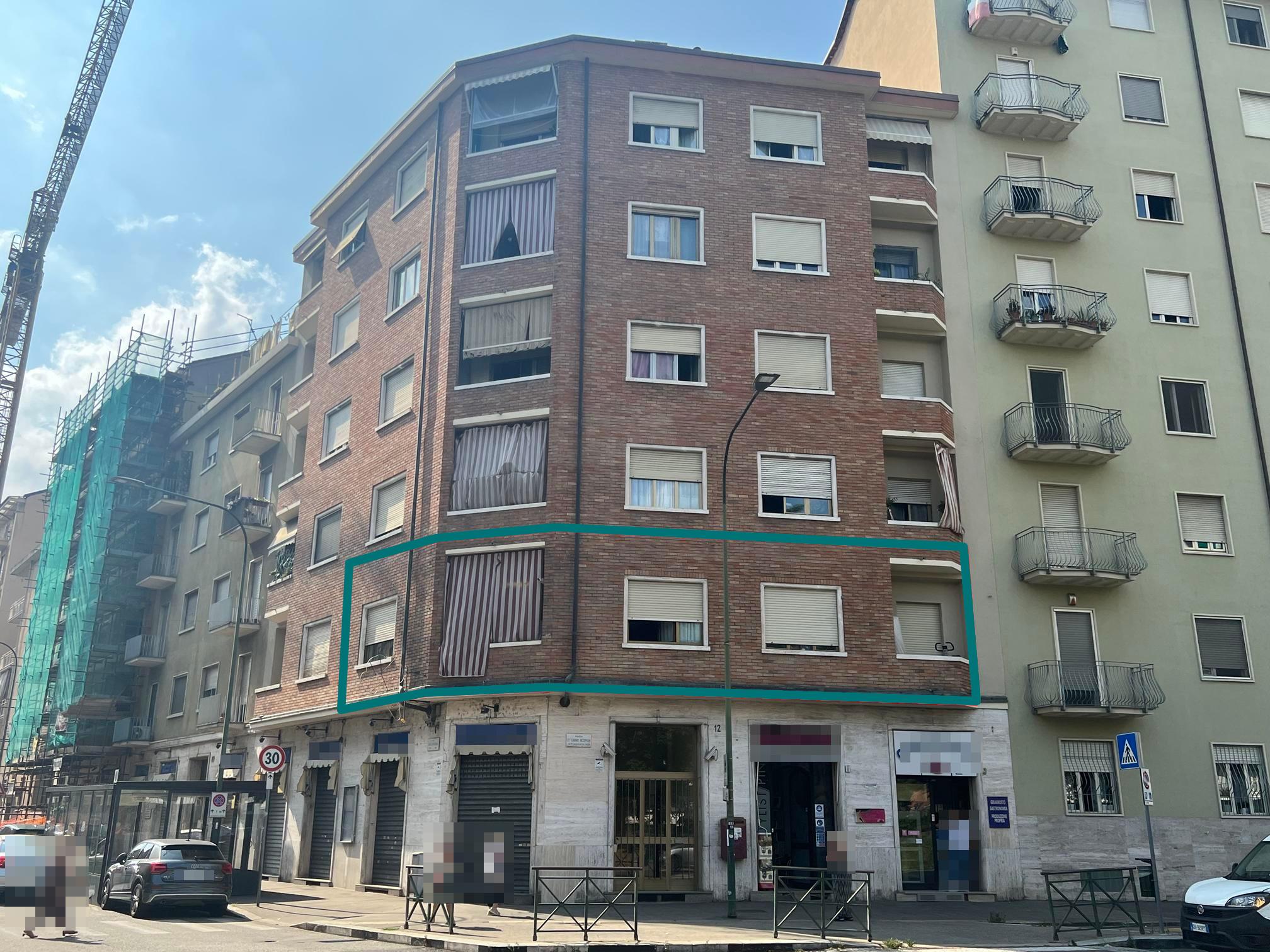 immobile appartamento all'asta in Piazza Ottorino Respighi n 12 - Torino (TO) - 1