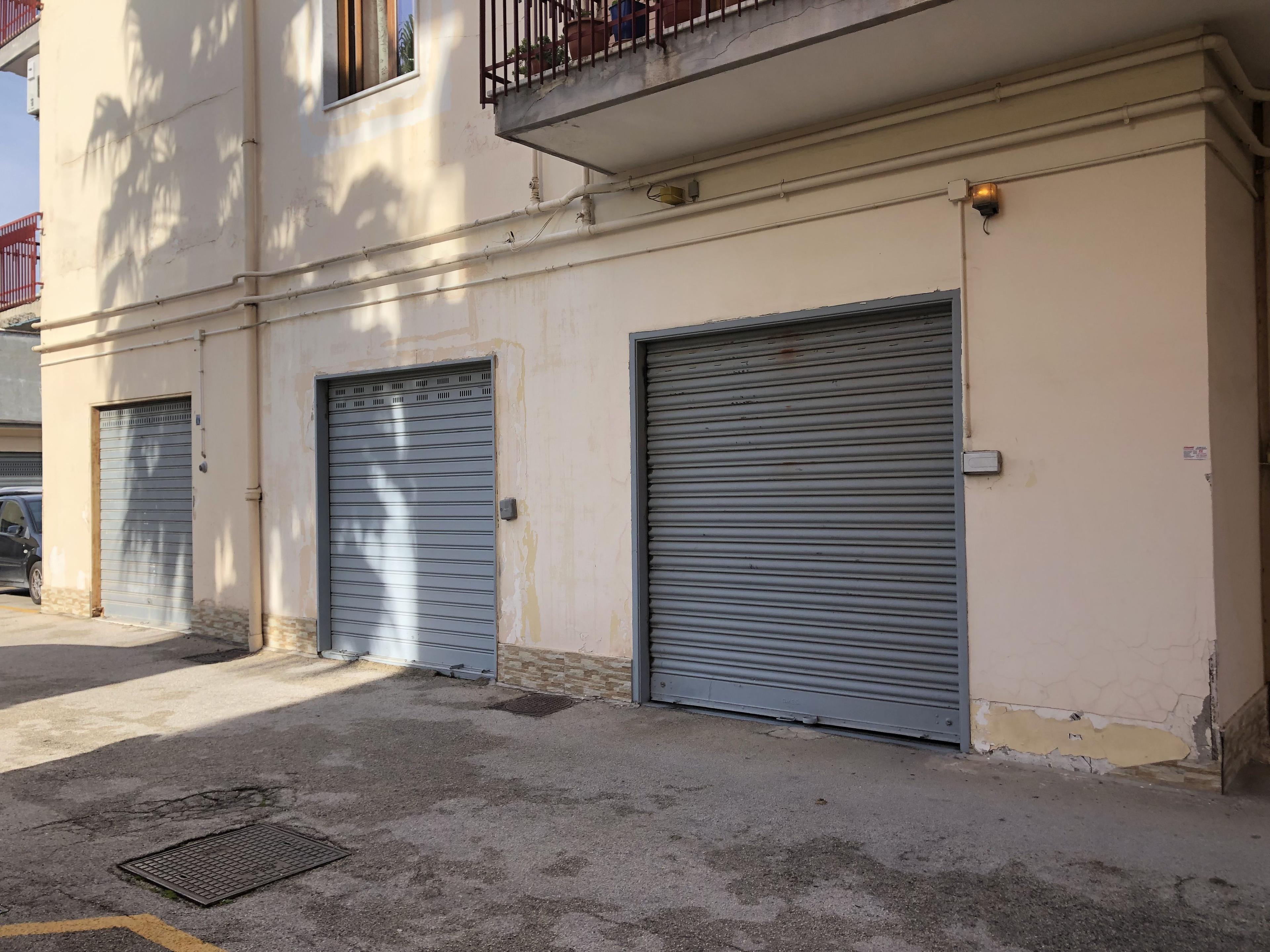 immobile posto auto all'asta in Via V Cimmino 35 - 80028 Grumo Nevano (NA) - 1