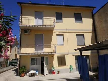 immobile appartamento all'asta in Via della Concordia 19 - 61122 Pesaro (PU) - 1