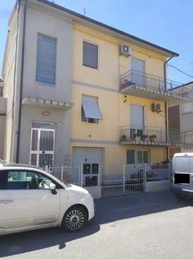 immobile appartamento all'asta in Via della Concordia 19 - 61122 Pesaro (PU) - 2