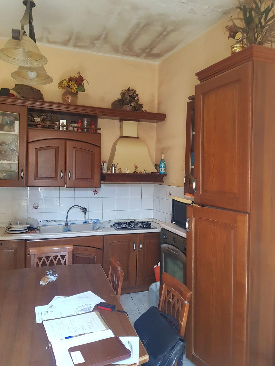 immobile appartamento all'asta in Cortile Latina n 11/13 - 95033 Biancavilla (CT) - 3