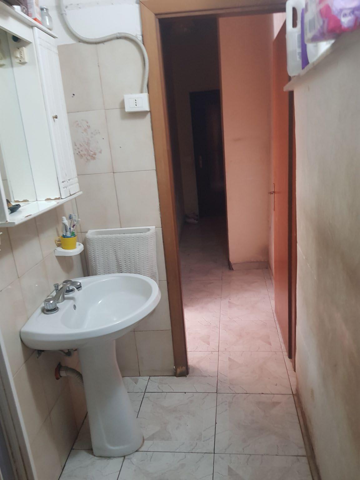 immobile appartamento all'asta in Cortile Latina n 11/13 - 95033 Biancavilla (CT) - 5