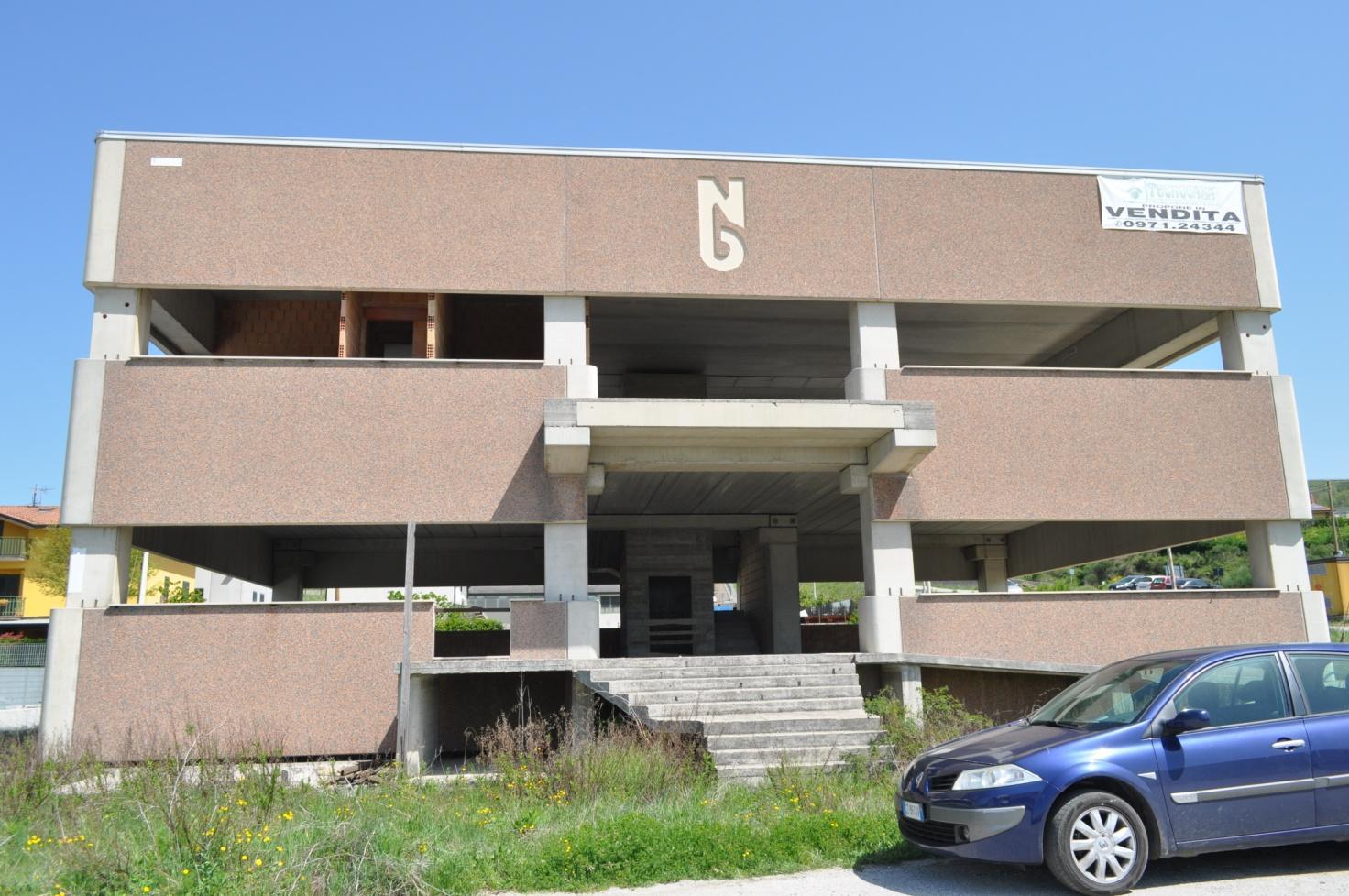 immobile appartamento all'asta in Contrada Passariello Area PIP - 85050 Satriano di Lucania (PZ) - 2