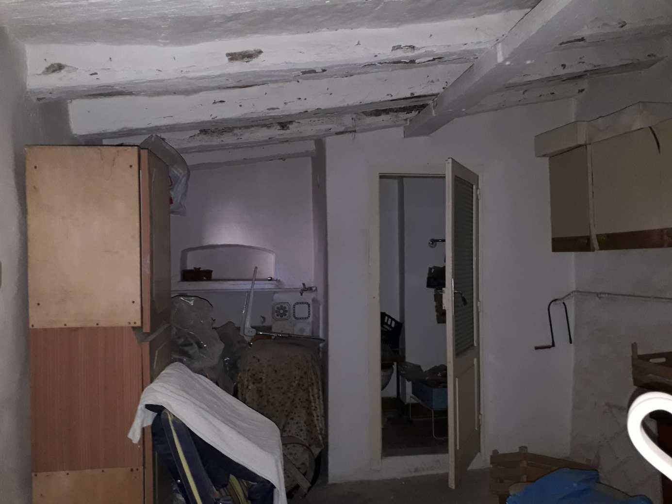 immobile appartamento all'asta in Via Daniele Manin/Via Goffredo Mameli/Via Massimo D'Azeglio - Terlizzi (BA) - 3