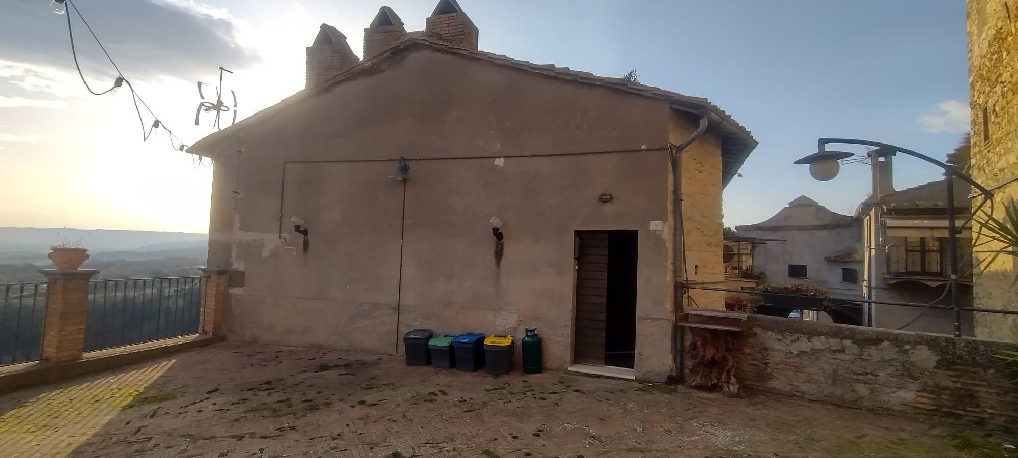 immobile appartamento all'asta in Via degli Archi, 8, 05035 Montoro TR, Italia - 05035 Narni (TR) - 2