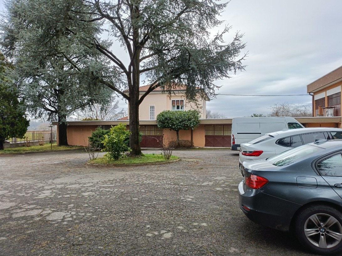 immobile magazzino all'asta in Via Agusta 112 - 21017 Samarate (VA) - 5