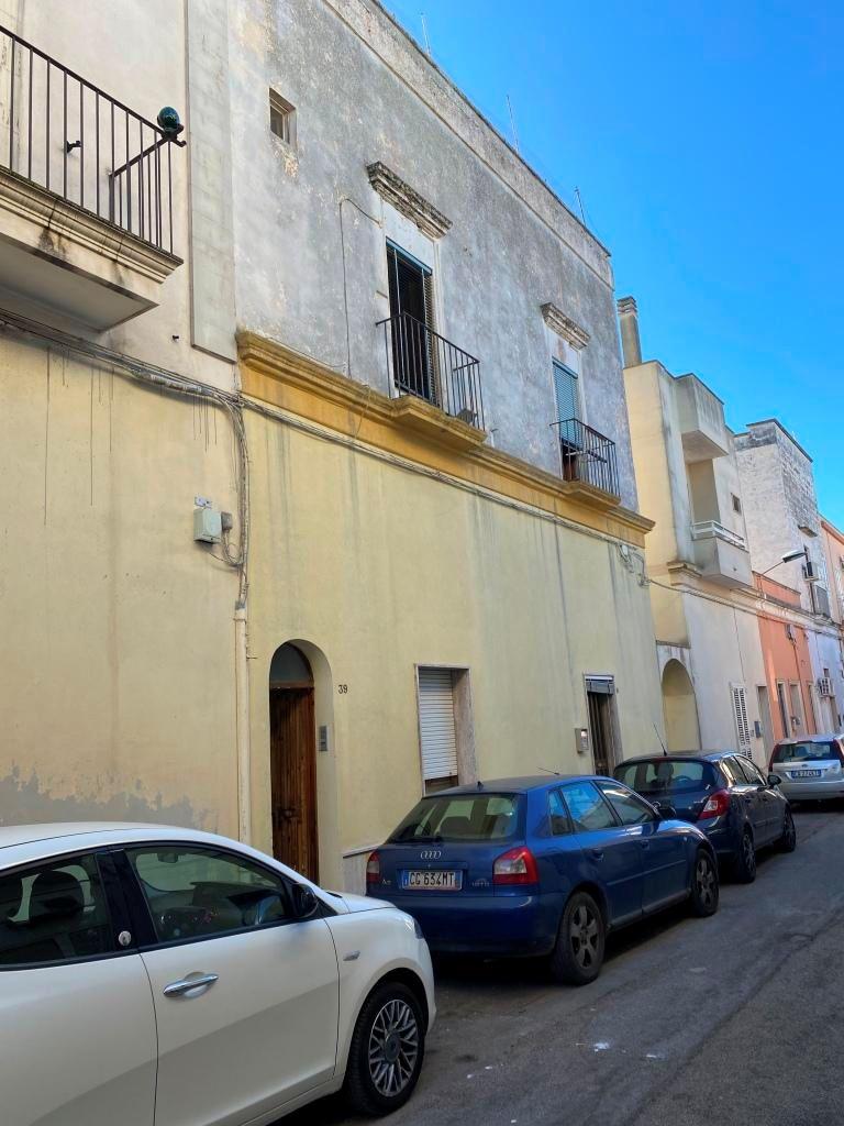 immobile appartamento all'asta in Via Pietro Toselli, 39 - 73048 Nardò (LE) - 1