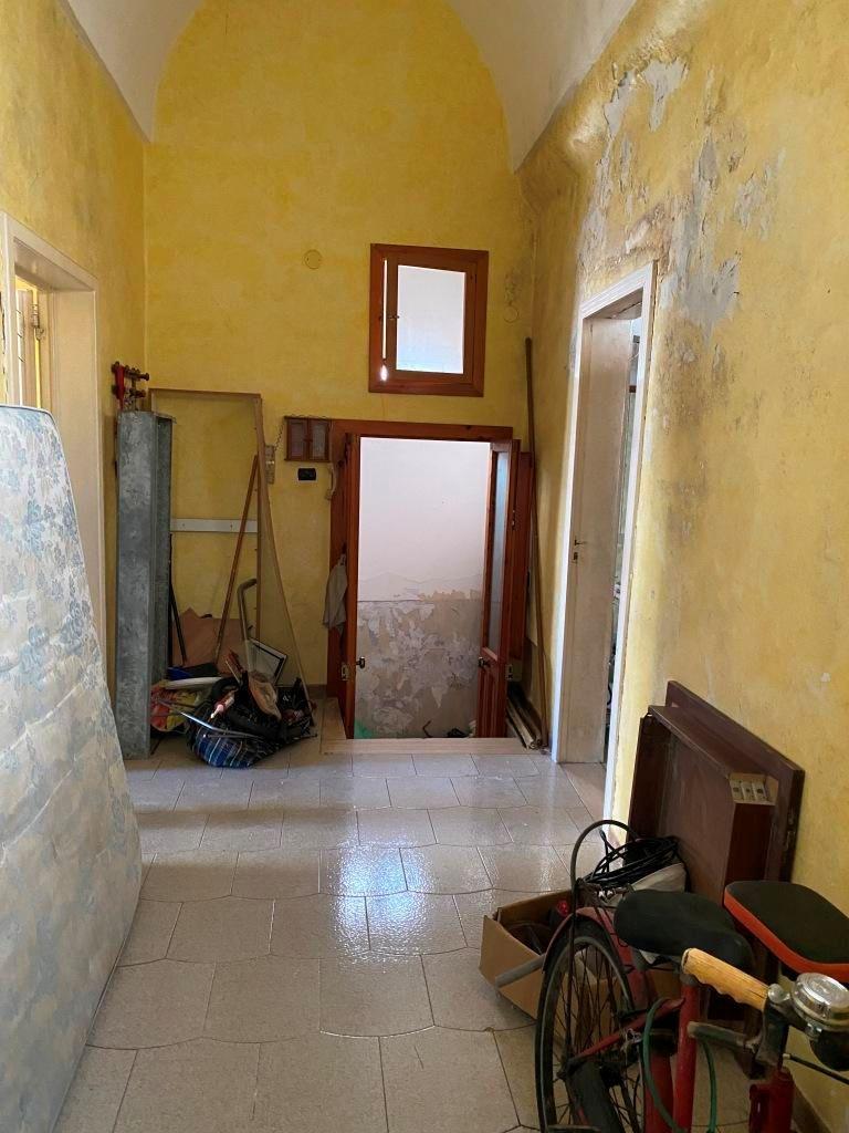 immobile appartamento all'asta in Via Pietro Toselli, 39 - 73048 Nardò (LE) - 2